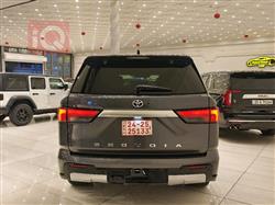 تويوتا سيكويا